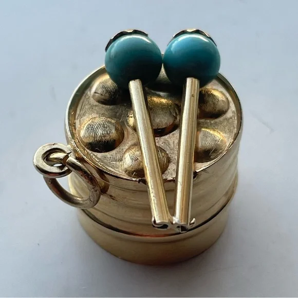 14K Yellow Gold Drum Charm Pendant 6.30 grams Vintage - Picture 3 of 16